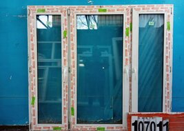 Готовые окна Сравнение цены готового пластикового окна с москитной сеткой и без