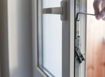 ремонт механизма окна