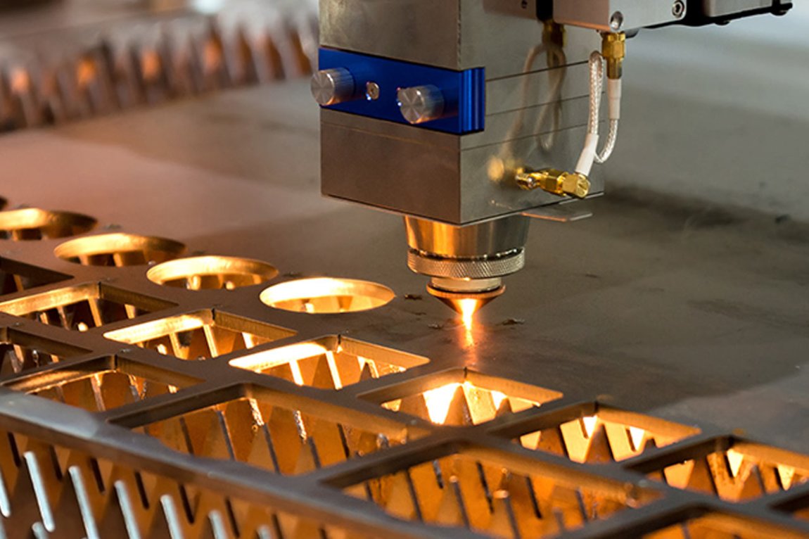 Лазерная резка металла: базовые принципы и применение технологии