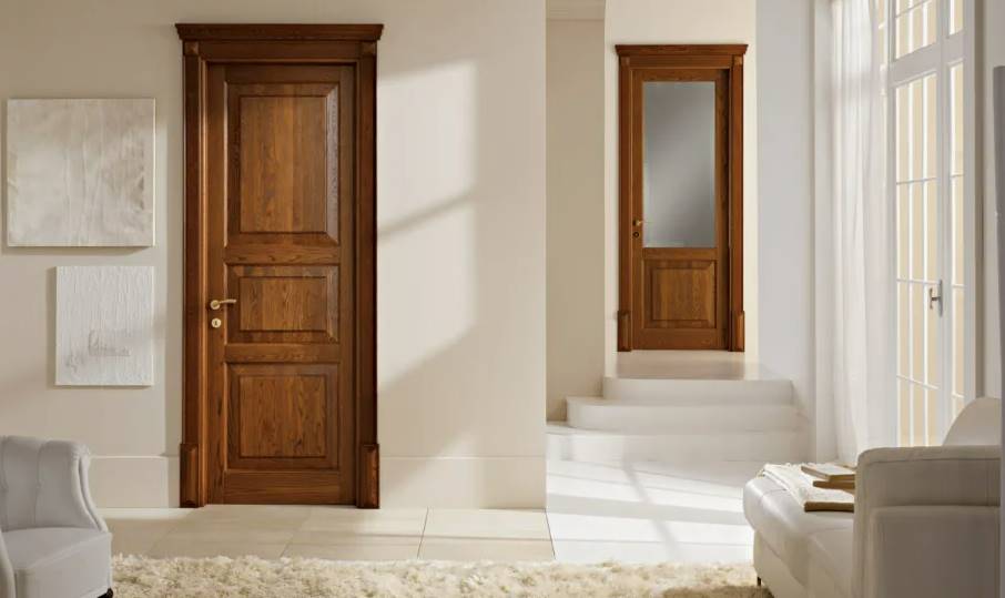 Деревянные двери из массива - красота и здоровье