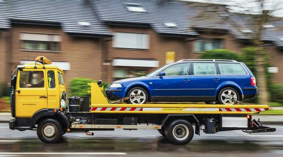 Эвакуатор в Минске быстро: как выбрать надёжную службу и не остаться в беде