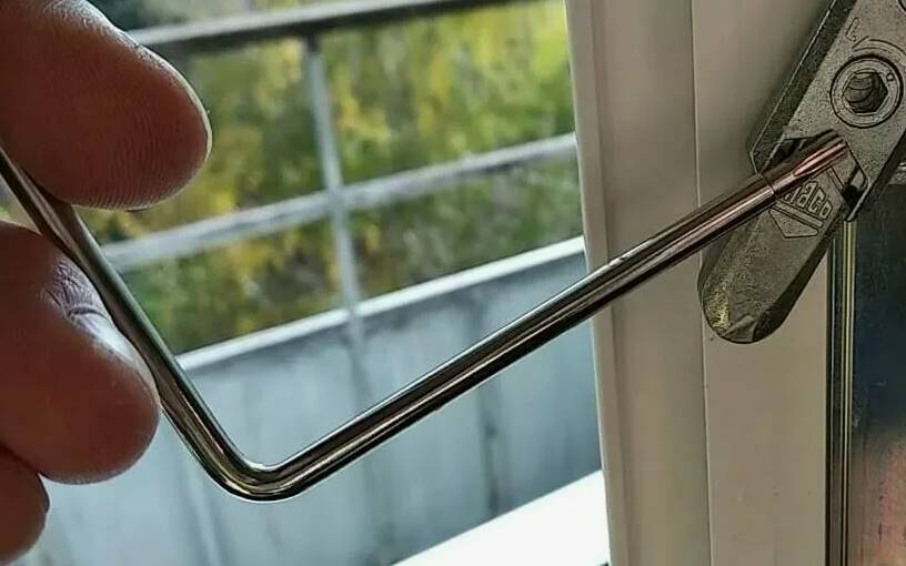 Искусство Герметичности: Полное Руководство по Регулировке Прижима Окон ПВХ для Экономии и Комфорта