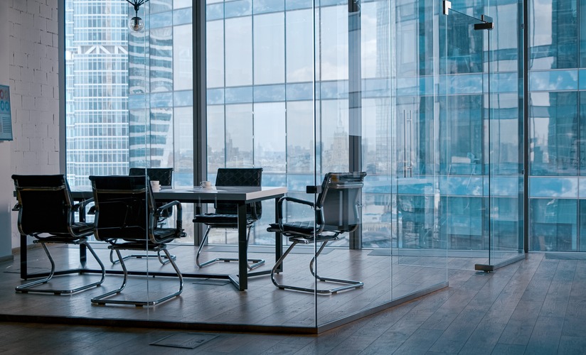 Инвестирование в офисную недвижимость в Минске: Риски и возможности