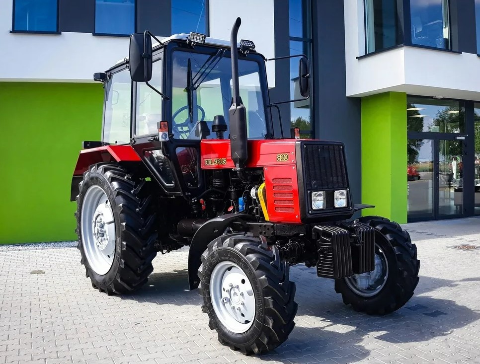 Трактор Беларус 820