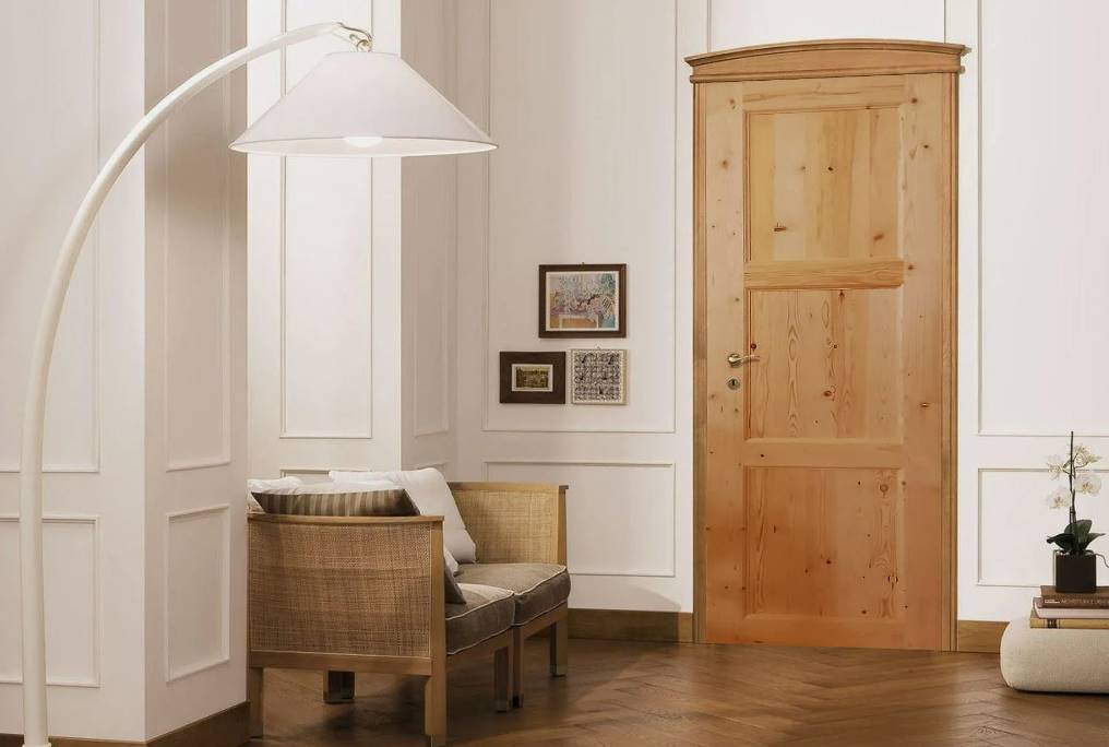 Двери массив - лучшее соотношение цена-качество