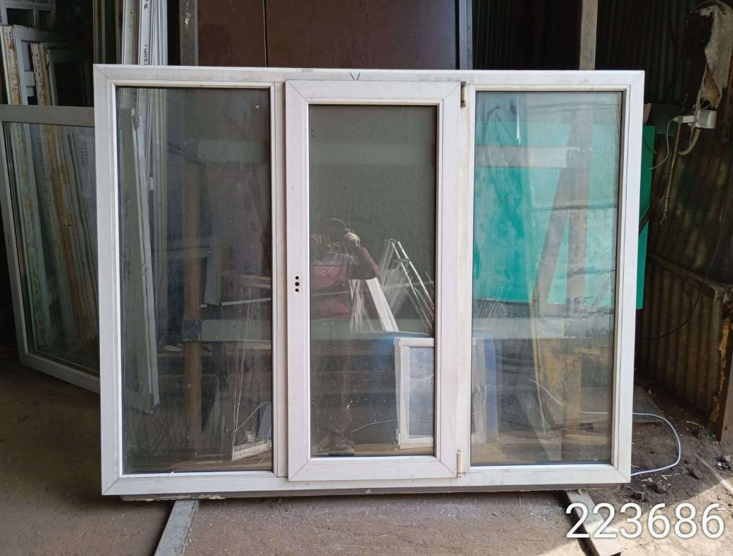 Склад готовых окон ПВХ Процесс выбора на месте